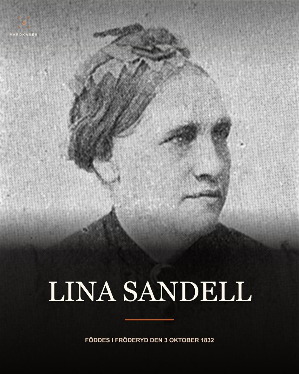 Lina Sandell-Berg, okänd upphovsperson. Svenskt Porträttarkiv via Wikimedia Commons, CC BY 4.0: https://creativecommons.org/licenses/by/4.0/. Beskuren och storleksanpassad; läsbarhetsgradienter och textöverlägg tillagda. Originalets raster bevarat, ingen AI-restaurering.
